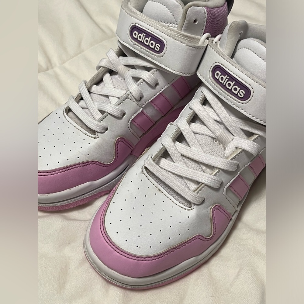 Adidas high top cloudfoam sneaker pink and white girls size 3